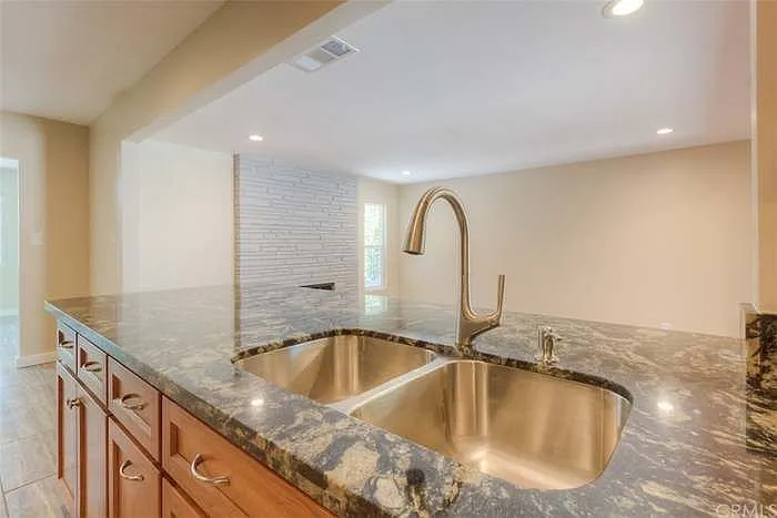 271 Canyon Highlands Dr — Photo 18