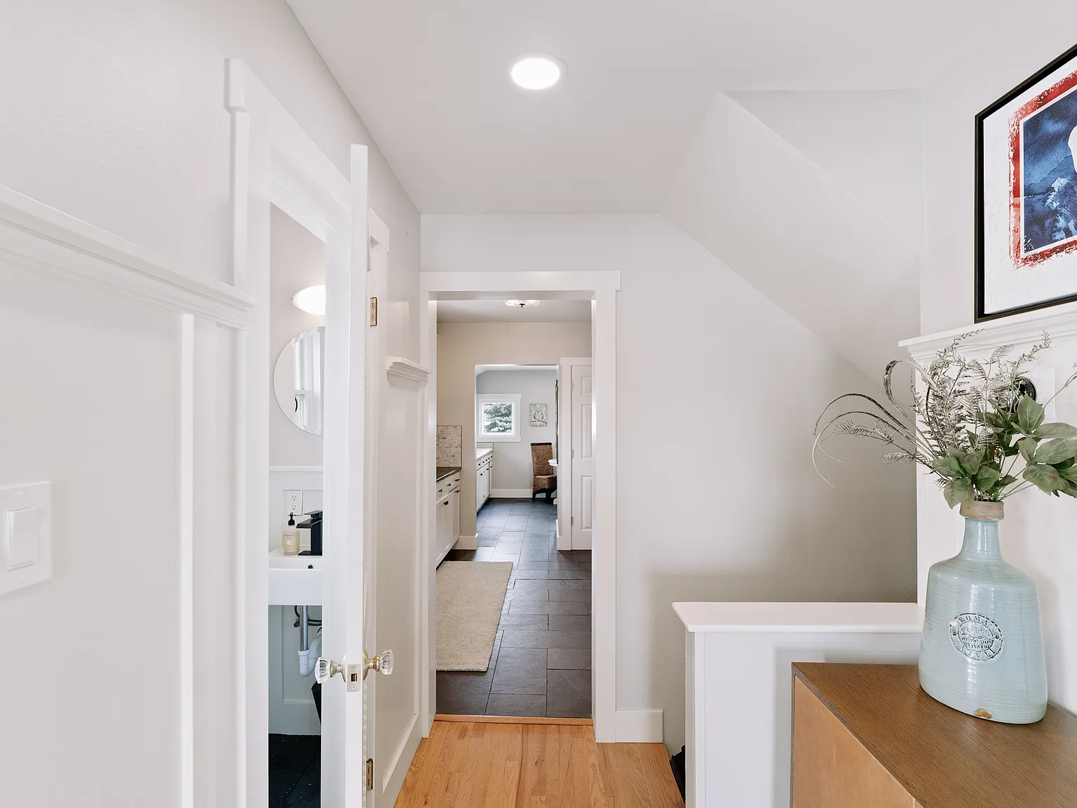 3 bed, 2.5 bath, 3000 sqft, $4,200 — Photo 4