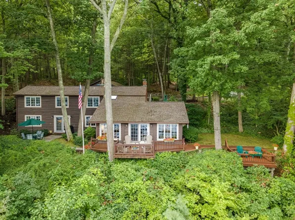 1040 Glenwood Rd, Ithaca, NY 14850