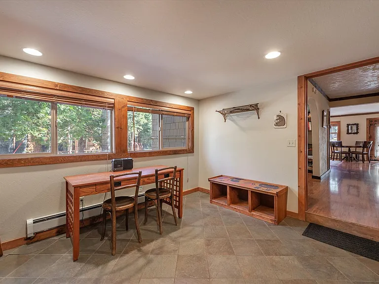 400 Grimsel Pass Rd — Photo 32