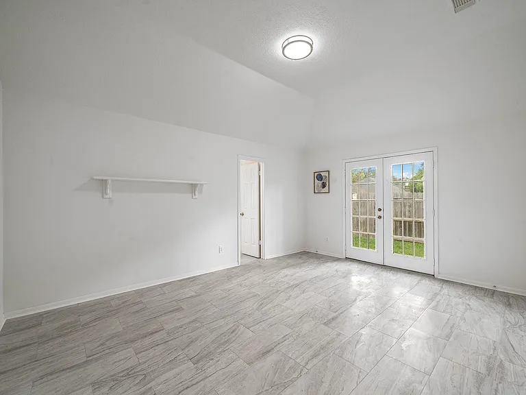 22719 Old Church Ln — Photo 23