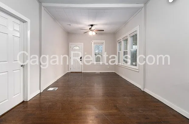 2 bed, 819 sqft, $1,890 — Photo 4