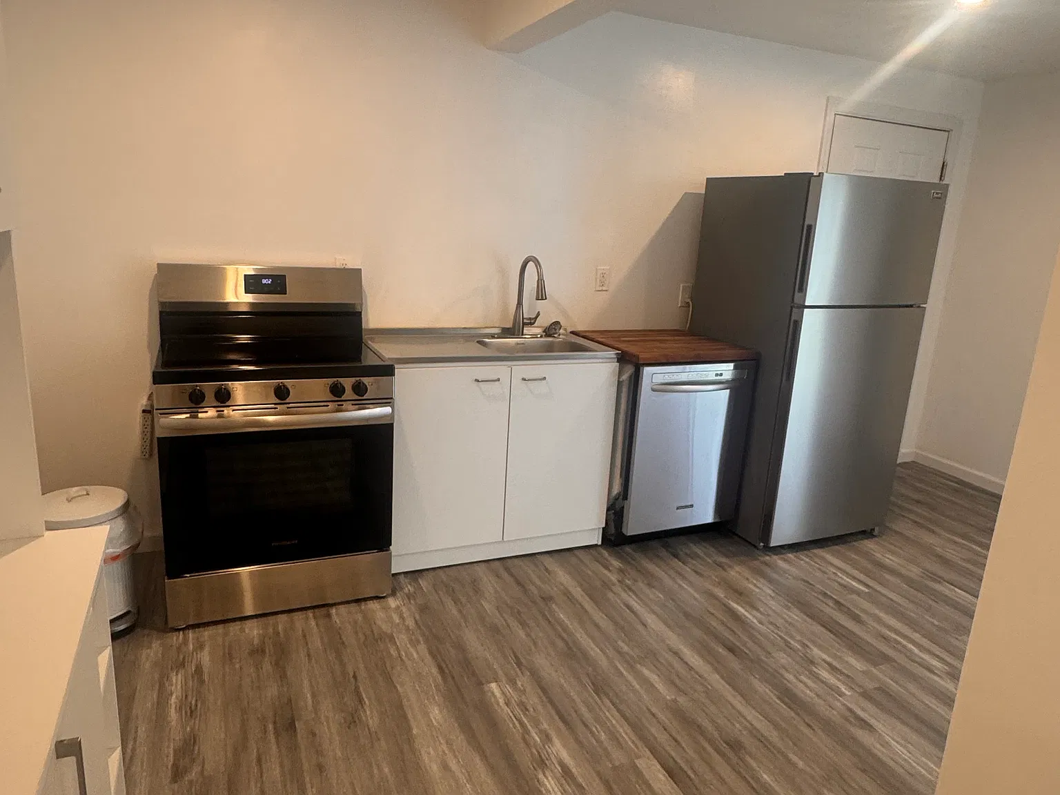 1 bed, $1,900 — Photo 4