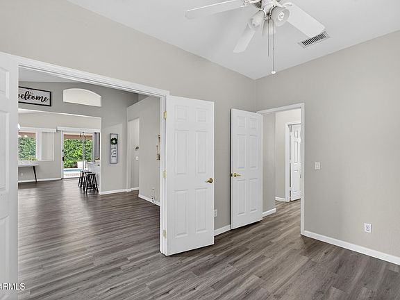 5th image of 6703 W LINDA Lane