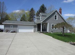 2203 Ranfield Rd, Mogadore, OH 44260