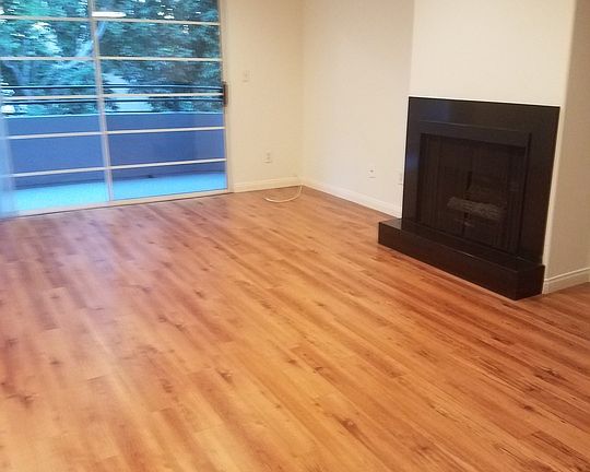 3rd image of 2050 S Bentley Ave APT 302