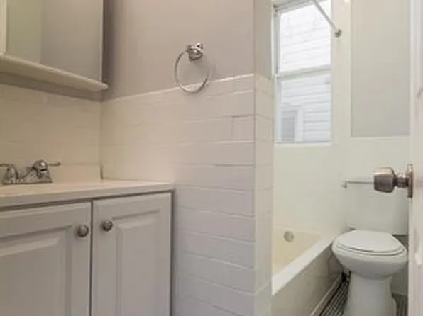 198 Myrtle Avenue image 23 of 24