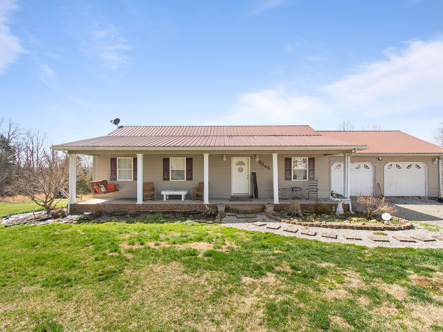 9065 Highway 1676, Science Hill, KY 42553 | Zillow