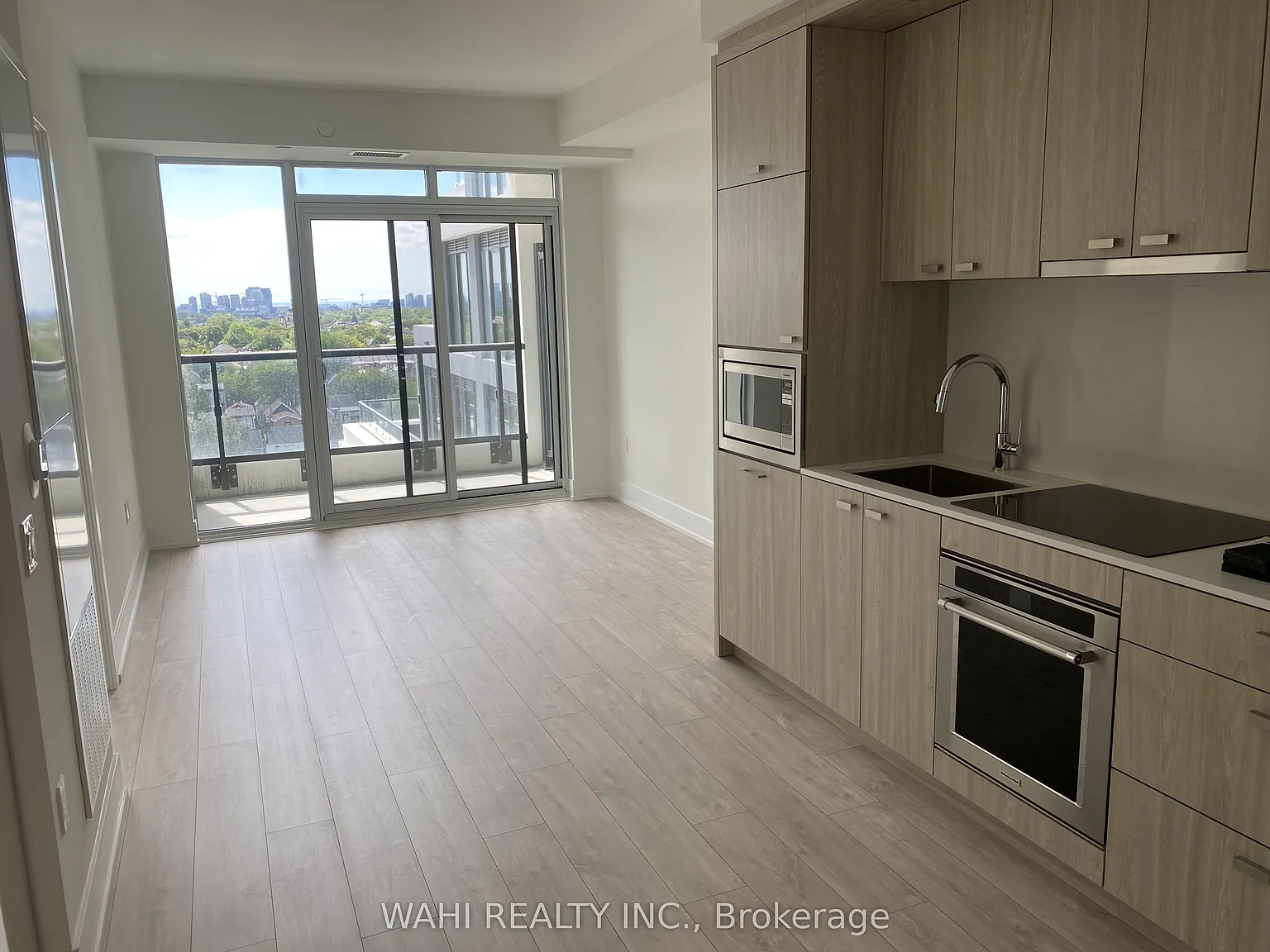 2 bed, $2,600 — Photo 2