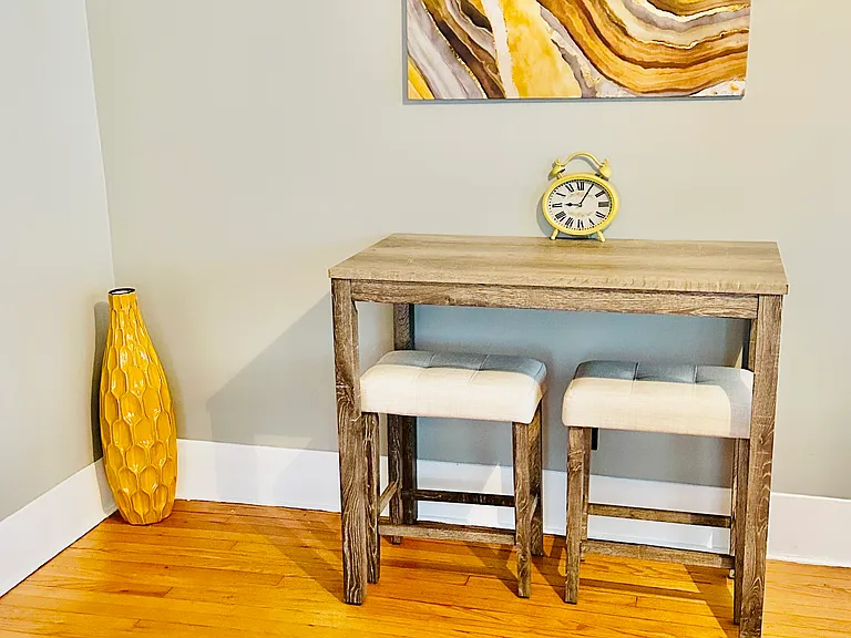 Beautiful snack bar for dining or internet use!