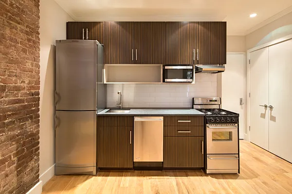 Rented by Compass | media 69