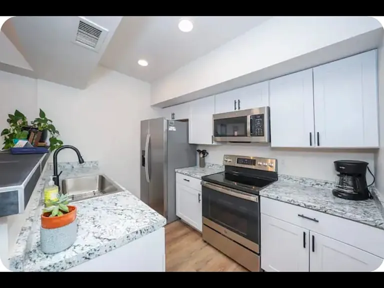 6207 E Fairmount St — Photo 7
