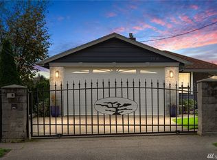 7915 Seward Park Ave S, Seattle, WA 98118