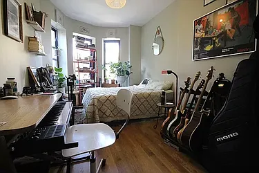 Rented by Yup Realty LLC