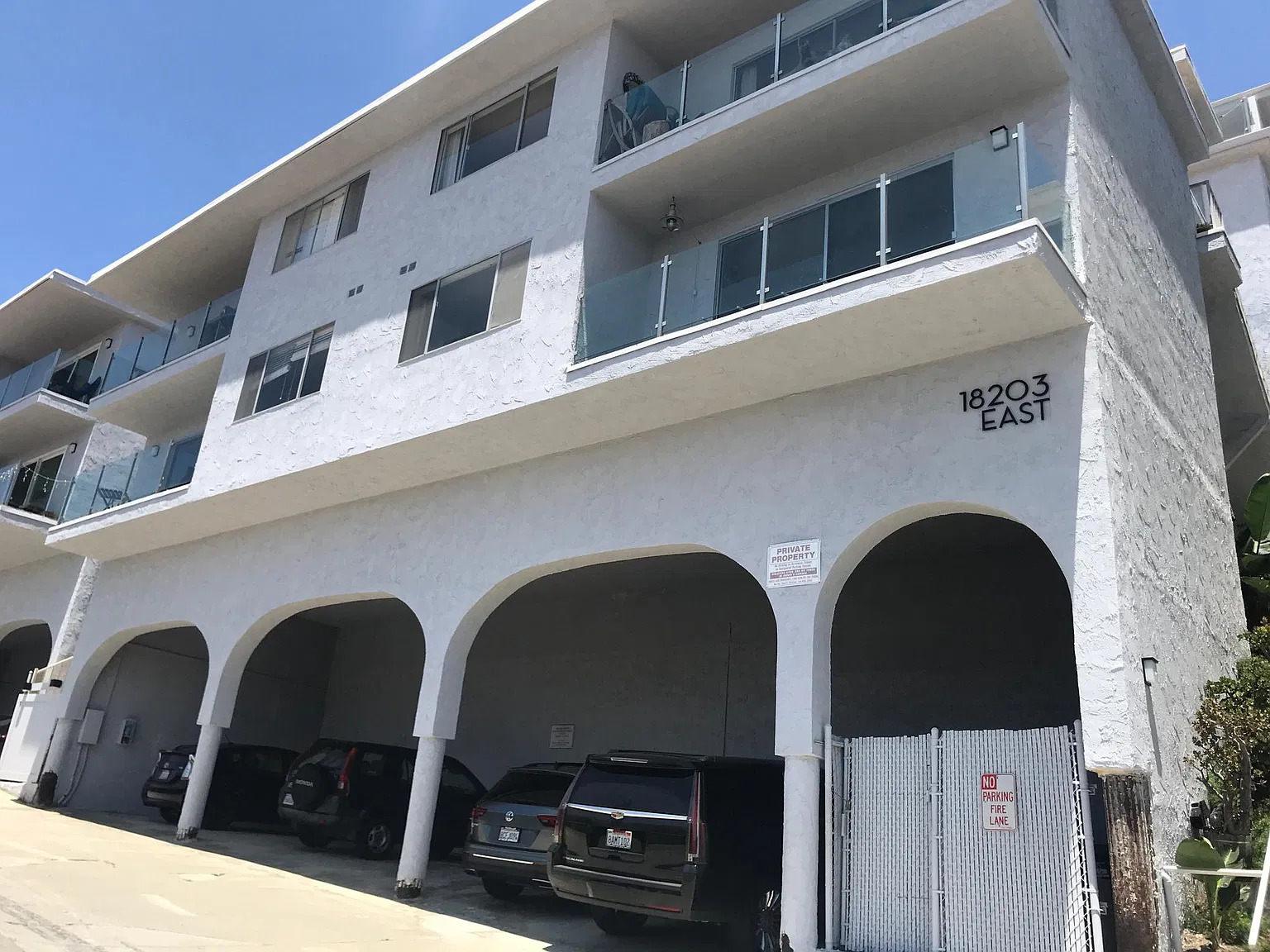 2 bed, 1179 sqft, $6,000 — Photo 3