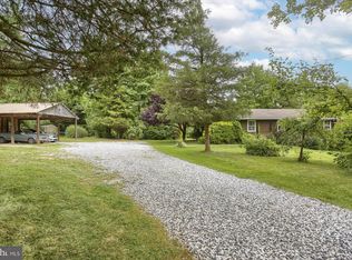 950 Fickes Rd, Dillsburg, PA 17019