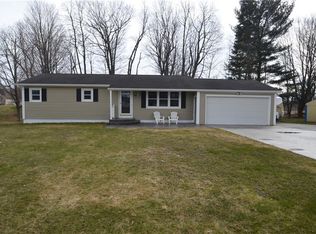 10 Terry Ln, Rochester, NY 14624