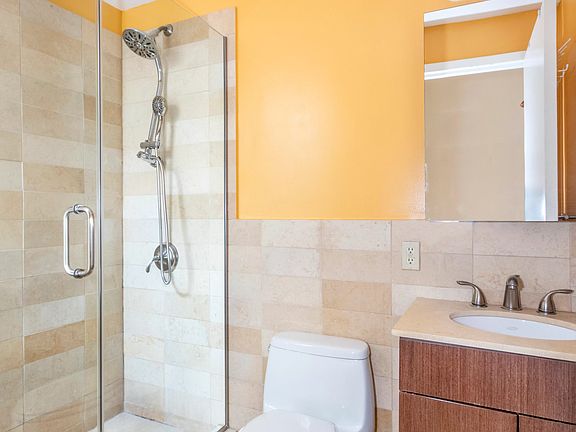 4th image of 159 W 118th St APT 4H