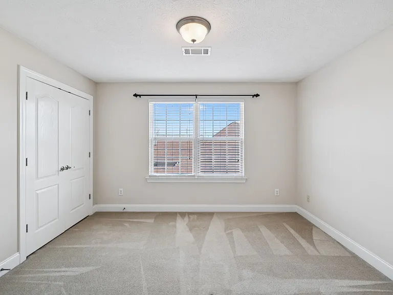 7952 Oakfield Grv — Photo 35