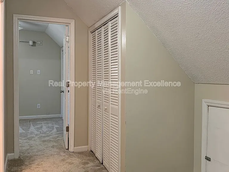 4437 Whisperwood Dr — Photo 15