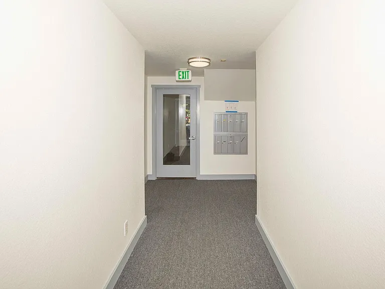 Whitman — Photo 33