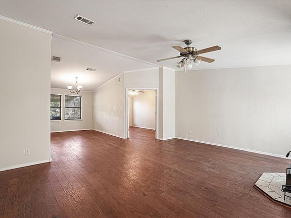 3rd image of 67 Pinon Heights Rd