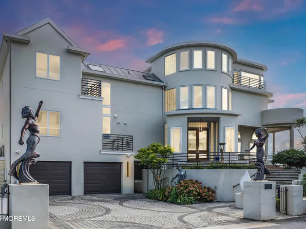 1 Island View Way, Sea Bright, NJ 07760