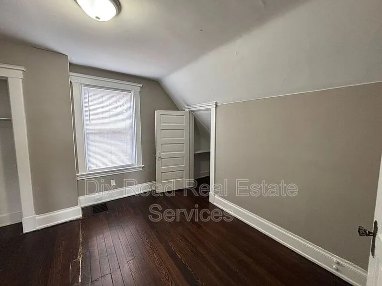 5310 Carthage Ave — Photo 17