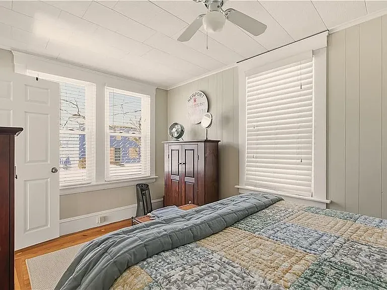 118 Center Ave — Photo 20