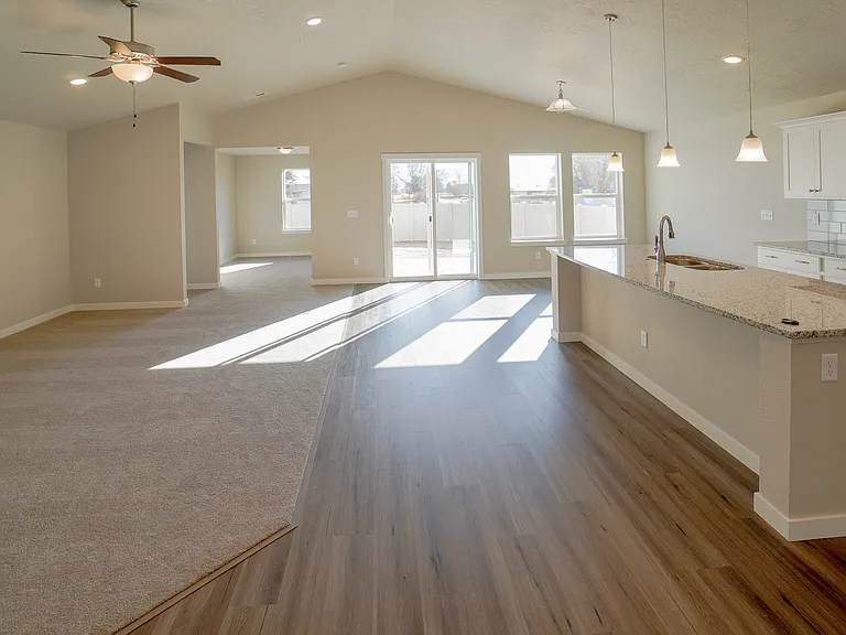 2814 N Cherry Grove Way — Photo 22