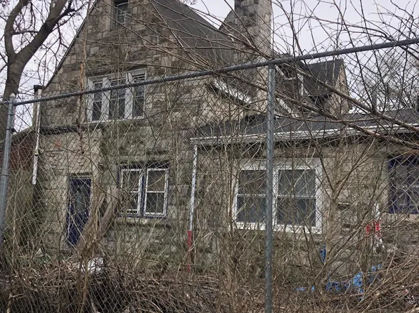 2631 Wharton St, Philadelphia, PA 19146
