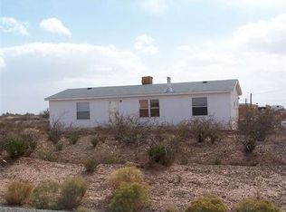 4 Taylor Rd, Alamogordo, NM 88310
