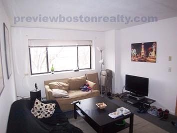 2nd image of 226 Parker Hill Ave #B15