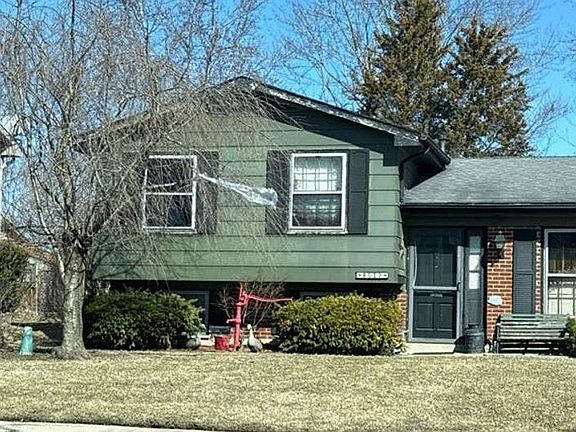 3rd image of 8019 Northway Dr