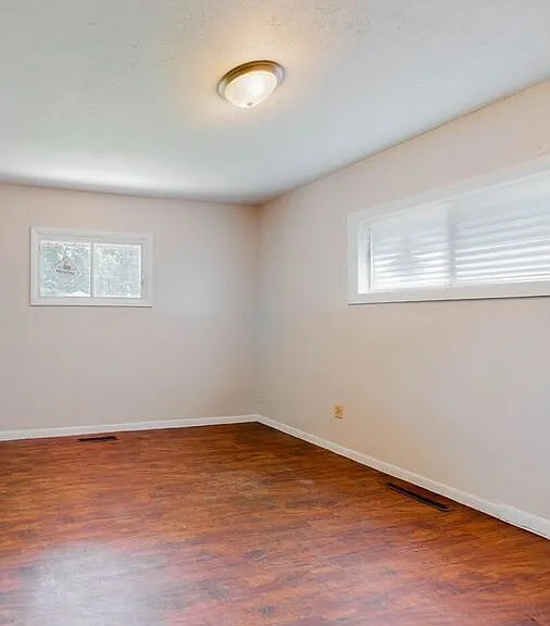 2177 Dawnlight Ave — Photo 6