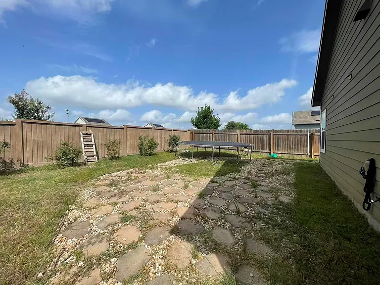 2321 Forgetmenot Ln — Photo 22