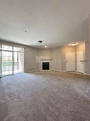 3865 S Dayton St #202 Photo 1