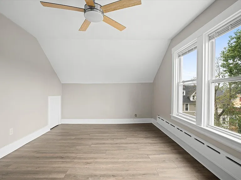36 Cedar St #2 — Photo 11