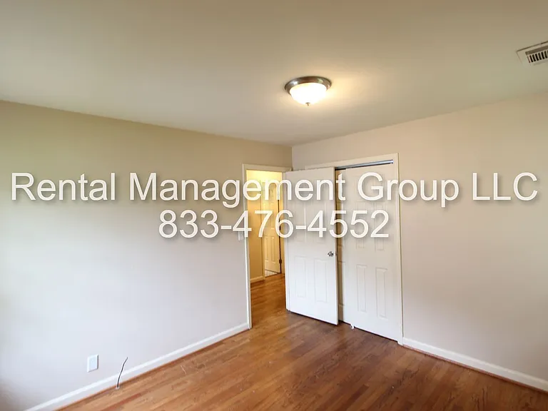 201 Rose Dr — Photo 12