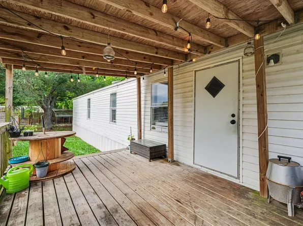 13114 Bethel Ct, Santa Fe, TX 77510