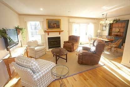 3rd image of 57 Brittany Ln