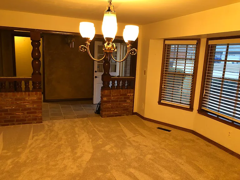 6444 N Harvard Ave — Photo 6