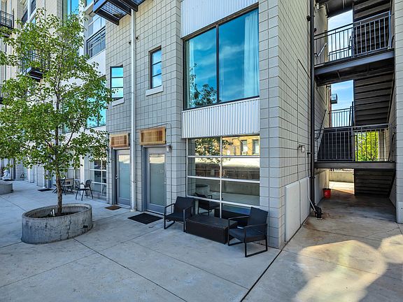 3rd image of 360 W Broadway S #226