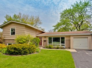 665 Timber Hill Rd, Deerfield, IL 60015