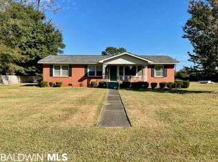 407 E Oak St, Atmore, AL 36502