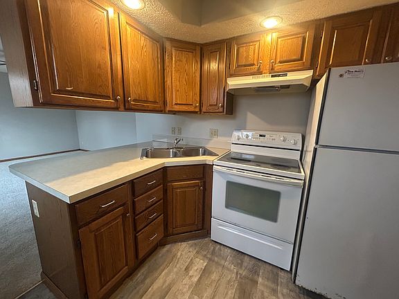 4th image of 3003 Orchard St Suite 2