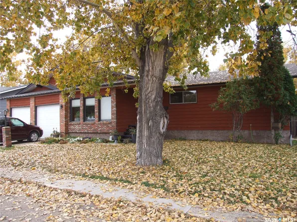 105 Main Street, Richmound, SK S0N 2E0