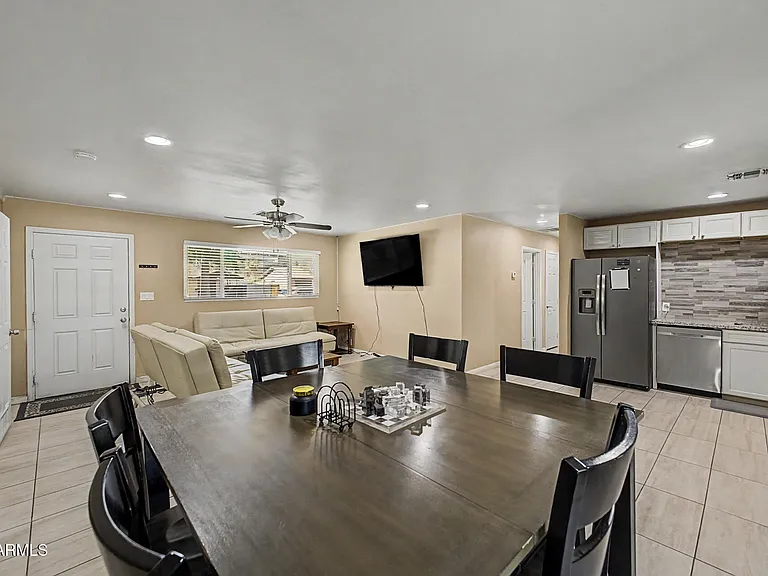 515 E Vista Del Cerro Dr — Photo 12