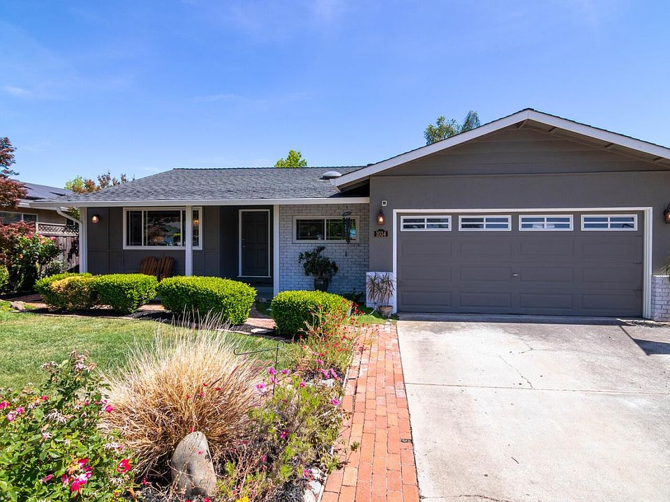 1st image of 1034 Rawlings Dr