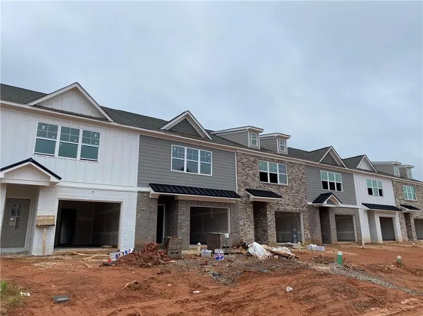 5180 Fox Den Rd, Oakwood, GA 30566